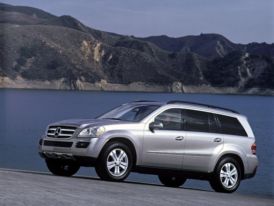  Mercedes-Benz GL450 4Matic 2007 года  (фото 44 из 114)